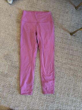 Lululemon light pink  High-Waist Active Leggings wunder under size 6